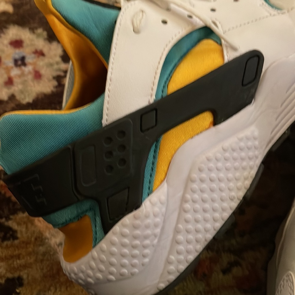 🎉pricedropNIKE-AIR HUARACHE MENS 10.5 - Picture 9 of 11